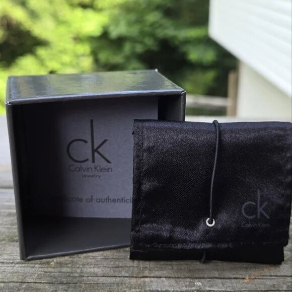 Calvin Klein Sterling Silver Fidget Spinning Ring with Box & Pouch NWT - Picture 5 of 8
